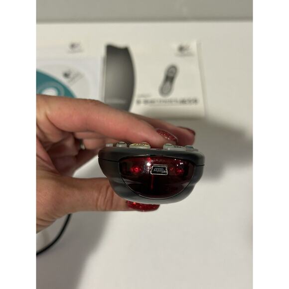 Logitech Harmony H659 Advanced Universal Remote Control With Cord And Manual - Picture 4 of 5